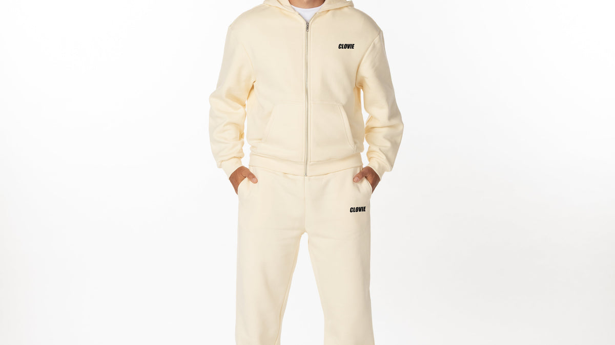 CLOVIE Oversized Hoodie und Tracksuit – Premium Streetwear aus Österreich