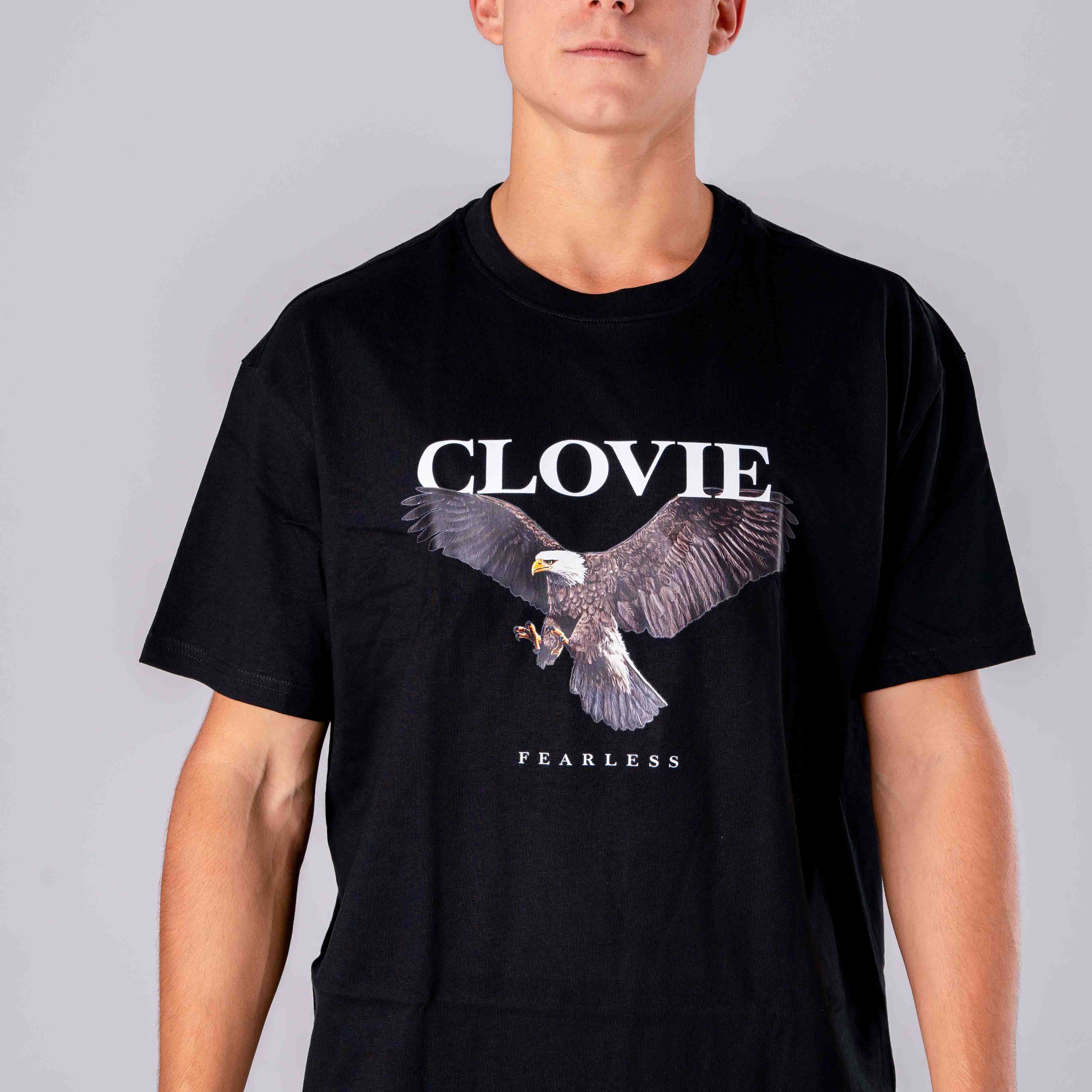 Fearless Oversized T-Shirt Detail 5 - CLOVIE Streetwear