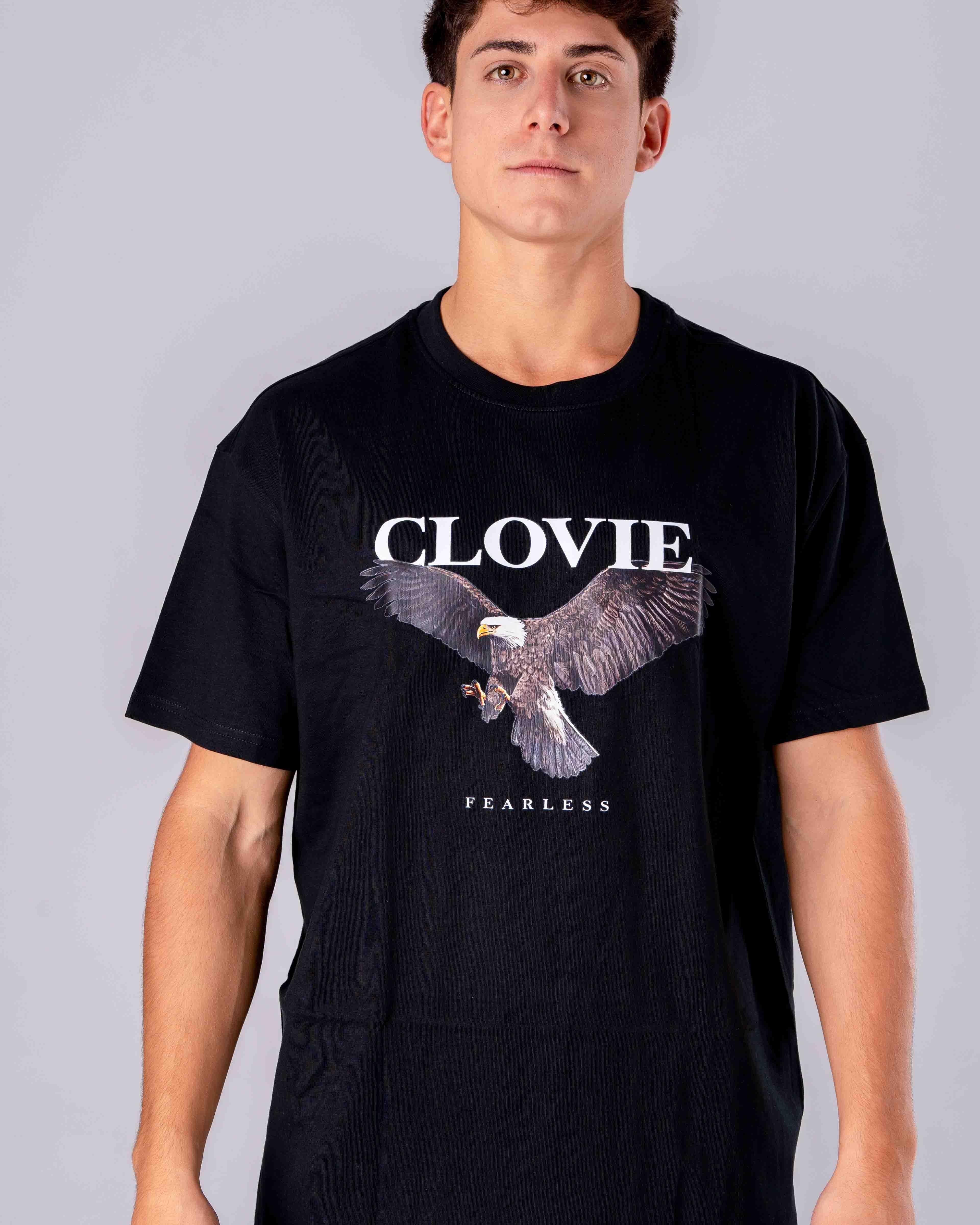 Fearless Oversized T-Shirt Detail 5 - CLOVIE Streetwear