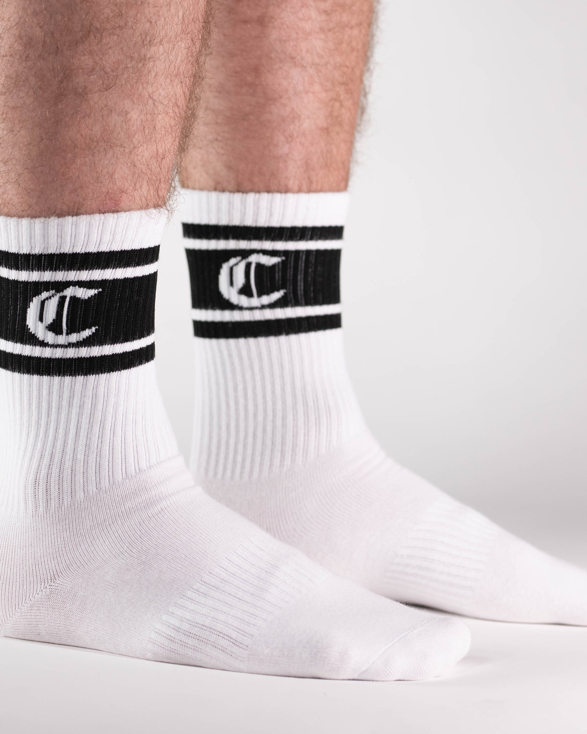 STRIPE SOCKS HIGH Socken Vorderansicht - CLOVIE Streetwear