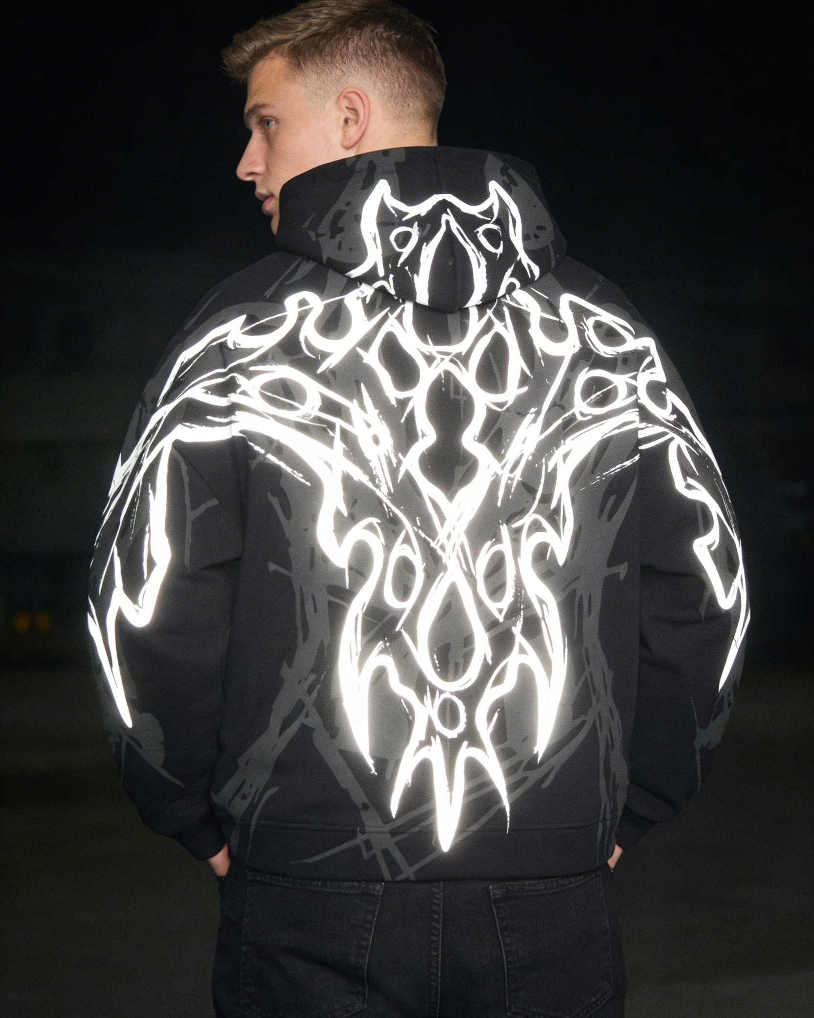 Phantom Reflective – Oversized Hoodie Zip Hoodie Seitenansicht - CLOVIE Streetwear