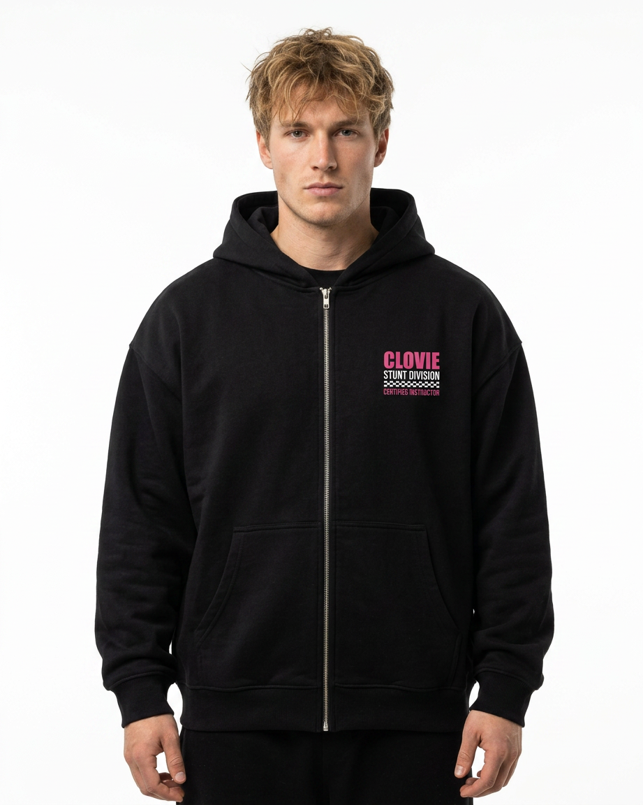 Official Stunt Instructor Oversized Zip Hoodie — Front view mit CLOVIE Stunt Division Brust-Print und Zipper