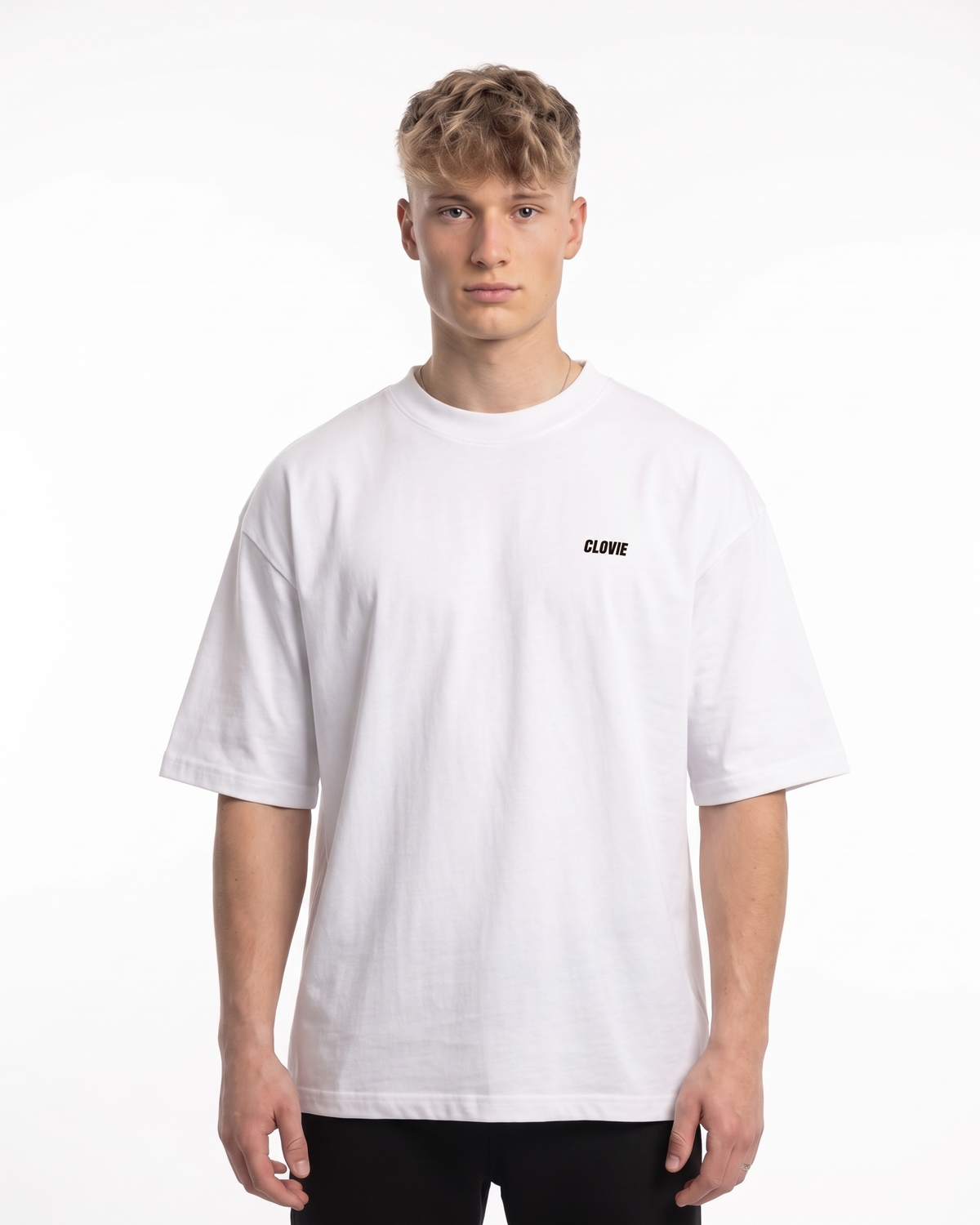 Dream big OVS Tee White - model front