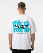 Love is kind Oversized T-Shirt Vorderansicht - CLOVIE Streetwear