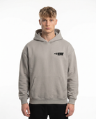 No brakes no limits Oversized Hoodie Light Asphalt - model front