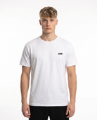 Clovie basic Standard Tee White - model front