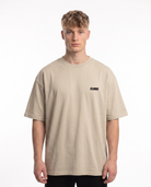 Born to ride Oversized Tee Sand - model front