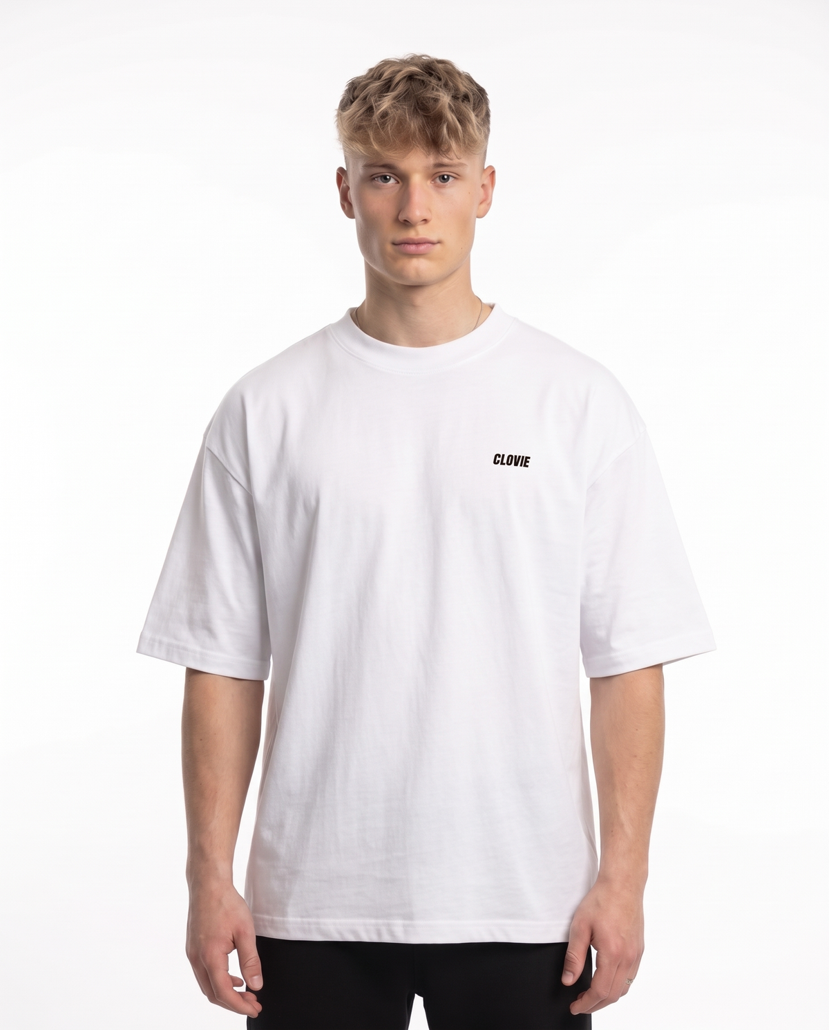 Dream big OVS Tee White - model front